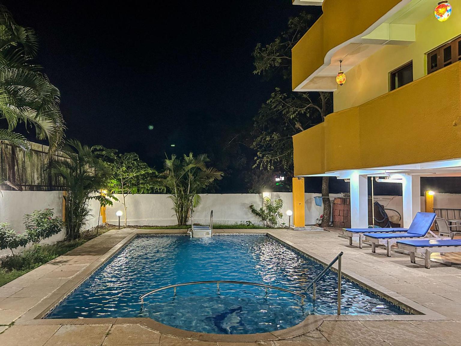 La Costa Residency Hotel Anjuna Exterior photo