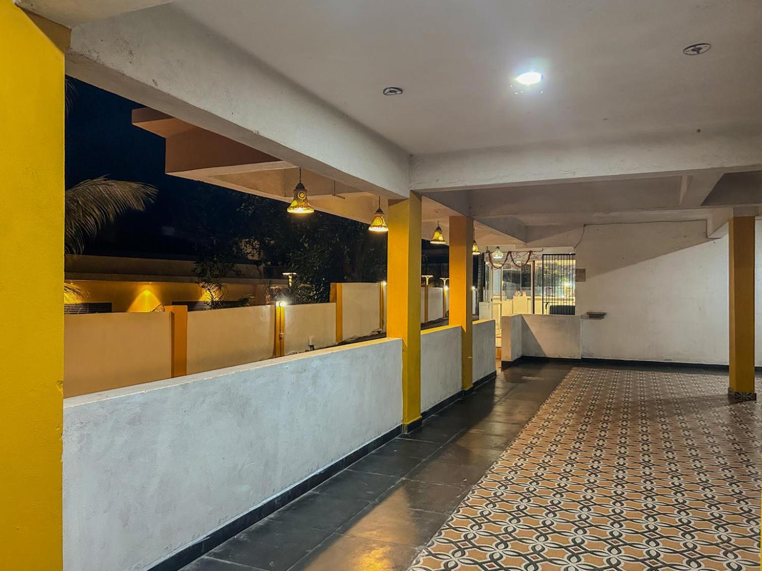 La Costa Residency Hotel Anjuna Exterior photo